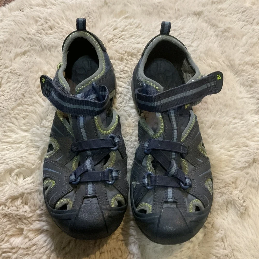 Merrell Hydro Kids Size 4 Navy Blue MY53375 Waterproof‎ Hiking Sandals